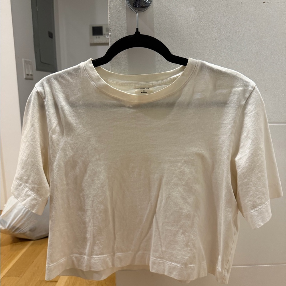 Wilfred white Short Sleeve Tee (Aritizia)